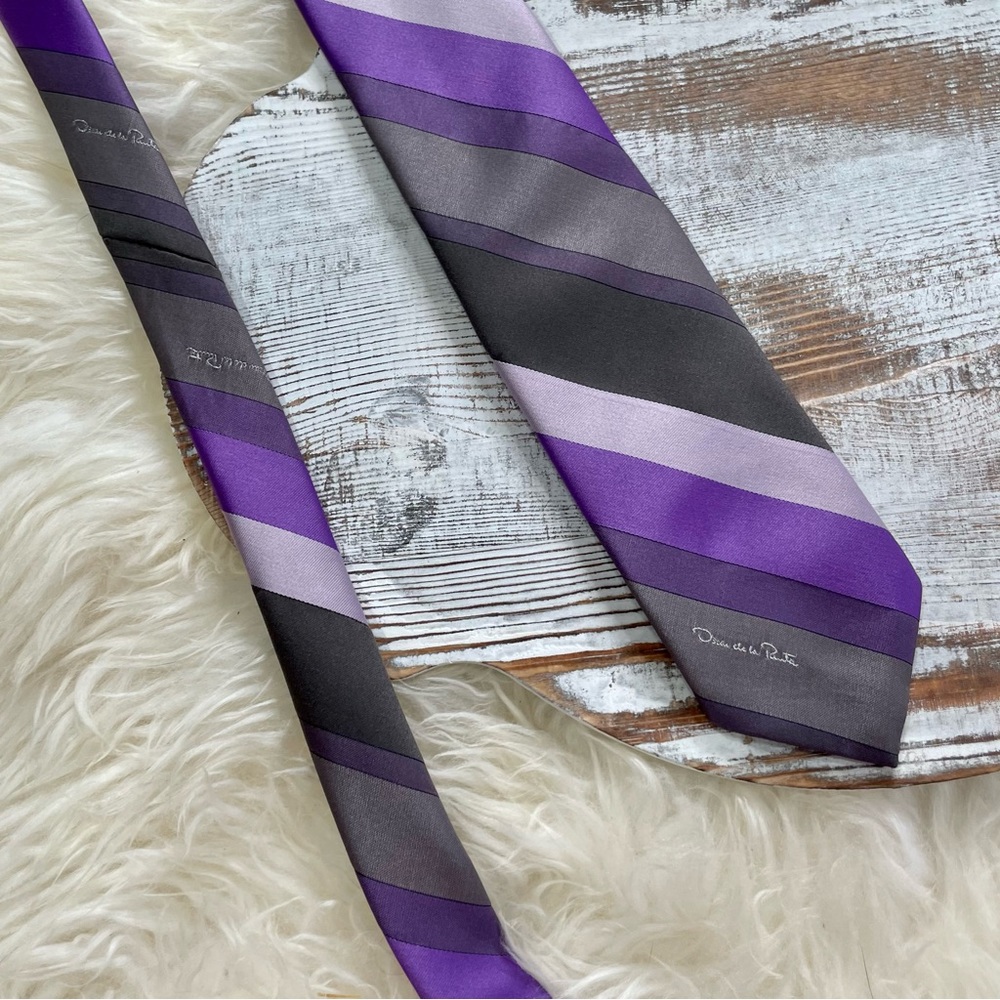 Oscar de la Renta Gray and Purple Silk Tie